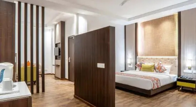 Номер Standard Hotel Le ROI Lake View koti