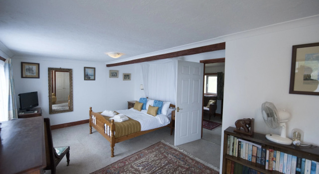 Cwmwennol Country House, Prenota Hotel New Hedges Galles del Sud