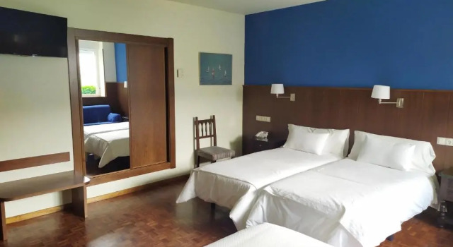 Четырёхместный номер Standard Hotel EO