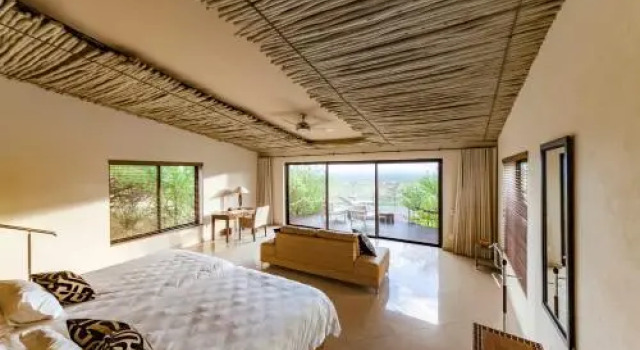 Omurenga, Book Hotel Hotels in Omaruru with Parking, Parking