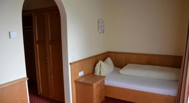 Hotel-Pension Strolz, Забронировать Отель СПА-отели Майрхофен, рядом с Горнолыжный подъемник Ахорн, SPA-услуги