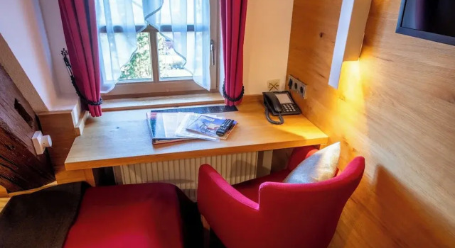 Номер Economy Burg Colmberg Hotel