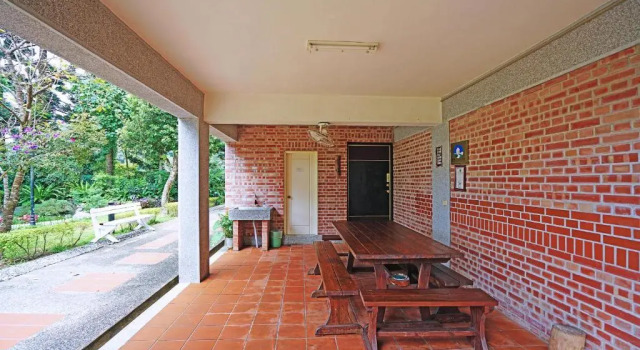 Номер Standard с красивым видом из окна Red Brick Villas