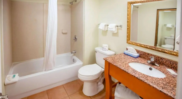 Люкс MainStay Suites Knoxville North I-75