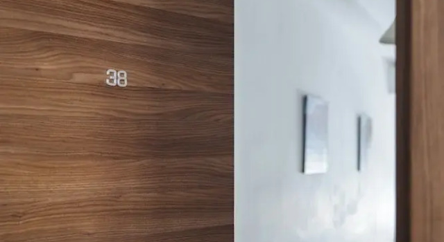 Cosy & Modern 1 BR APT - 2 mins from sea