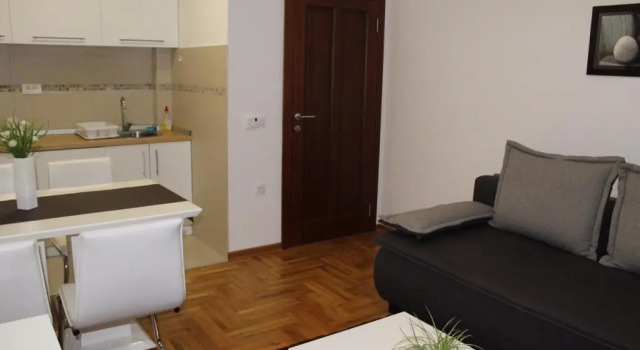 Апартаменты Apartment Zelenkada 48