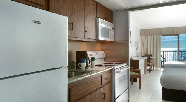 Четырёхместный номер Standard oceanfront Captains Quarters Resort