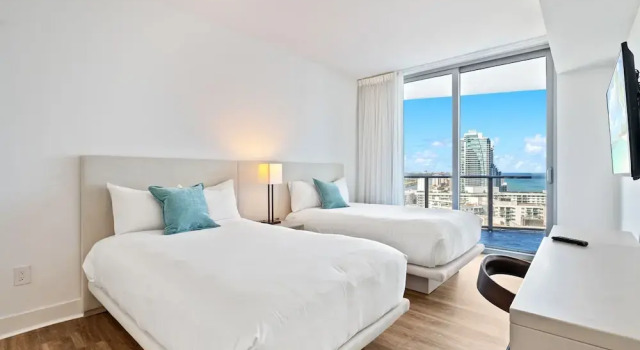 Апартаменты Deluxe с 2 комнатами с балконом Oceanfront Lyfe Resort