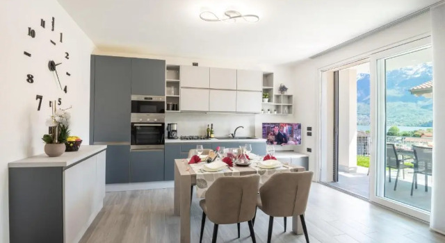Laura's Little Diamond Apartment - Residence Bel Post, Book Apartment Hotels in Como with a Pool, Swimming Pool
