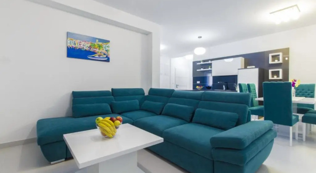 Апартаменты Comfort Цокольный этаж с 2 комнатами Apartment Royal