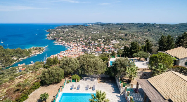 Lithari Villas Paxos, Забронировать Отель Отели Гайос с бассейном, Бассейн