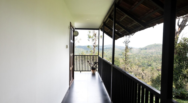 Коттедж Standard Jungle Edge Resort by Z Vacations