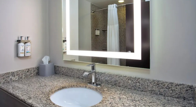 Двухместный номер Standard Holiday Inn Express Augusta North by IHG