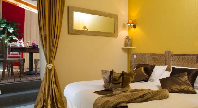 Les Flots Bleus, Boek Hotel Beaulieu-sur-Dordogne 