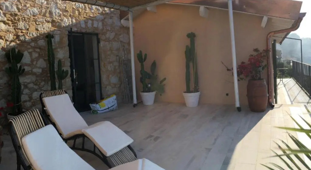 House in Grimaldi. Spectacular view over the French Riviera!