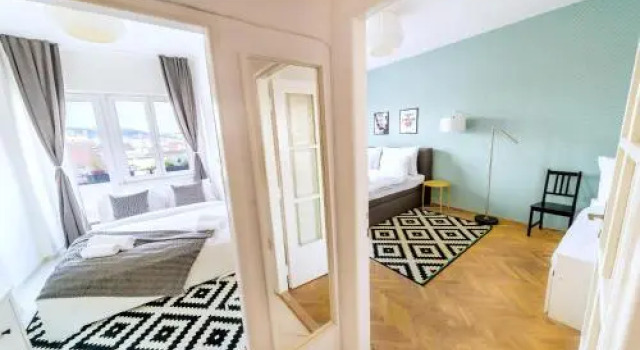 Dirty Dancing Apartment, Забронировать Апартаменты/квартира Апартаменты Праги, рядом с Музей Альфонса Мухи, Апартаменты/квартира