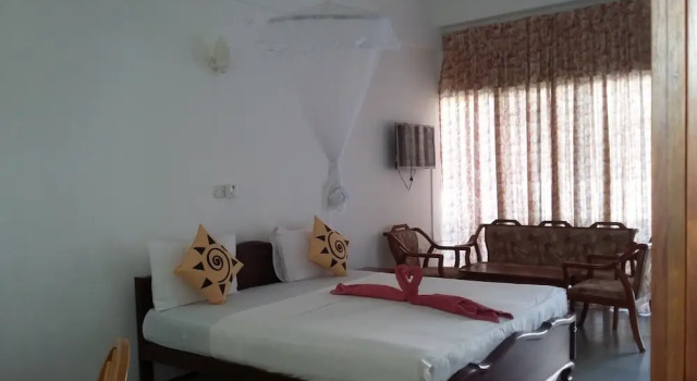 Номер Deluxe с балконом Oasis Beach Resort