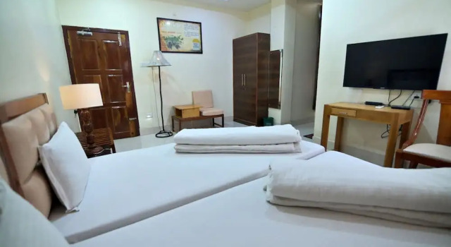 Номер Executive Joyable Homestay Near Sankardev Netralay