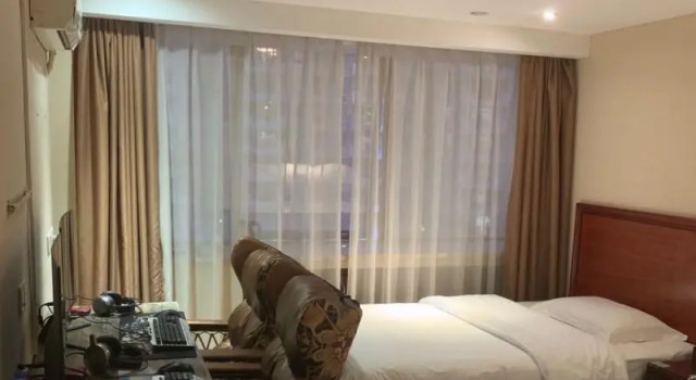Двухместный номер Standard GreenTree Shell Shenzhen Henggang Wenti Square Xianle Road Hotel