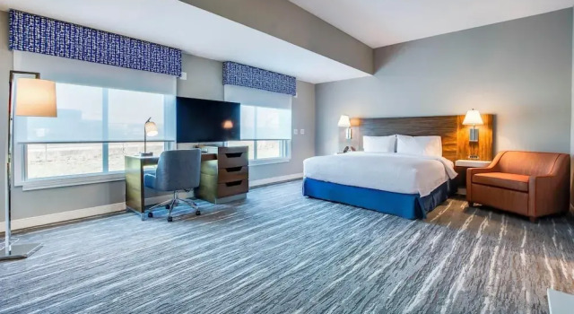 Двухместная студия Hampton Inn & Suites By Hilton Louisville East Oxmoor