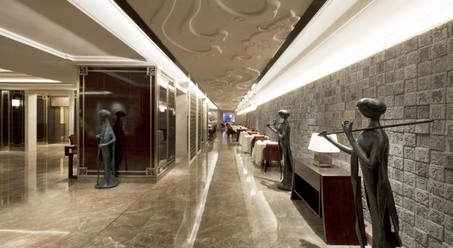 Sheraton Shanghai Hongkou Hotel, Varaa Hotelli Hongkou 