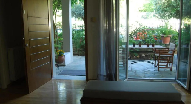 Апартаменты Affordable luxury garden apartment
