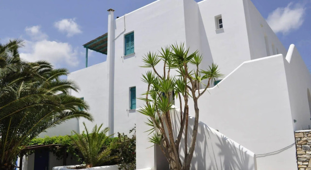 Aloni Hotel