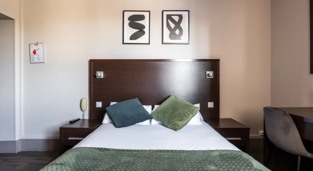 Двухместный номер Classic Hotel Bristol Nord Paris