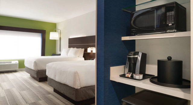 Четырёхместный люкс Holiday Inn Express Atlanta SW - Newnan by IHG