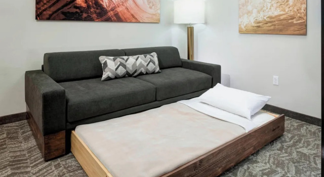 Люкс SpringHill Suites by Marriott Clearwater Beach