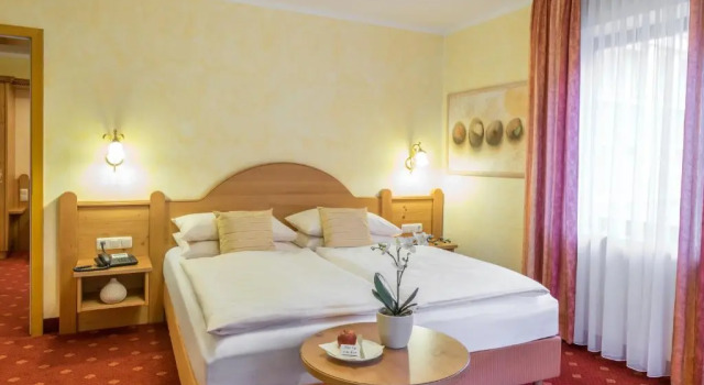 Номер Superior Hotel Holl