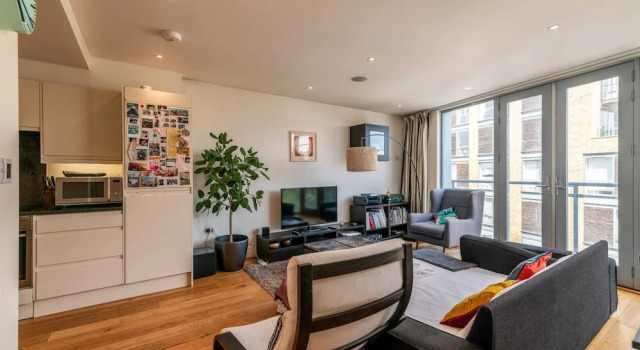 Апартаменты Bright & Spacious Battersea Flat
