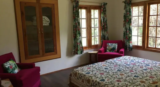 The Lama House by VEO - Serene Mountain Villa, Manali, Забронировать Отель Отели Манали с парковкой, Парковка