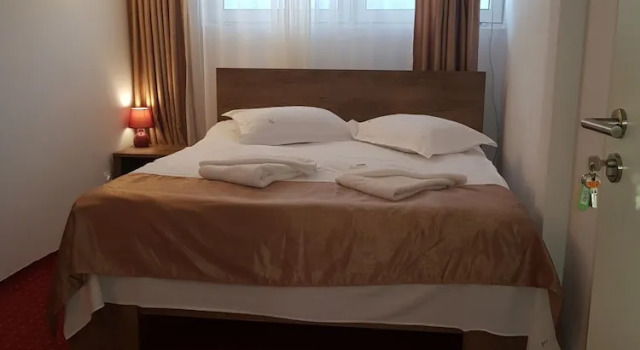 Cabana Fulg De Nea, Rezervovat Hotel Hotely v Prahova Valley s parkováním, Parkování