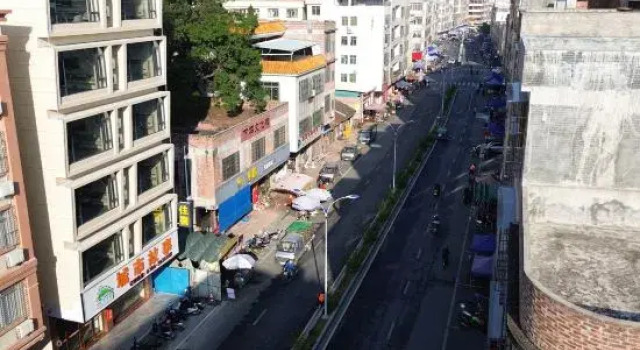 Luoding City Story Hotel, Boek Hotel Hotels in Guangdong met parkeren, Parkeren