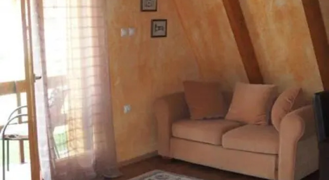 Sun Valley Chalets, Đặt Nhà gỗ Nhà tranh ở Zabljak County, Nhà tranh