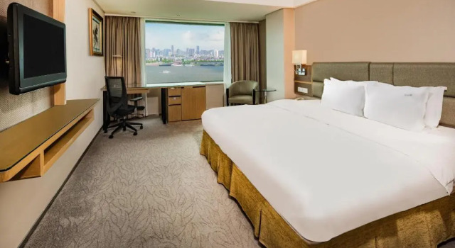 Двухместный номер Standard Holiday Inn Riverside Wuhan by IHG
