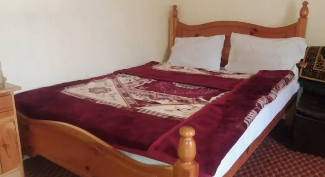 Pakistan Hotel & Restaurant