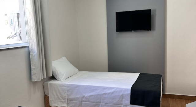 Трёхместный семейный номер Standard B.Hotel Economy 888