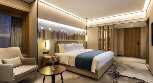 Номер Deluxe Mercure Chengdu Huapaifang