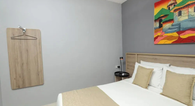Люкс Deluxe Los Altos Express