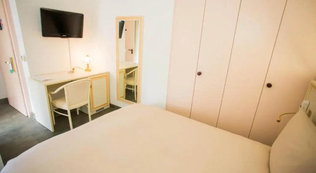 Одноместный номер Standard Hôtel du Port