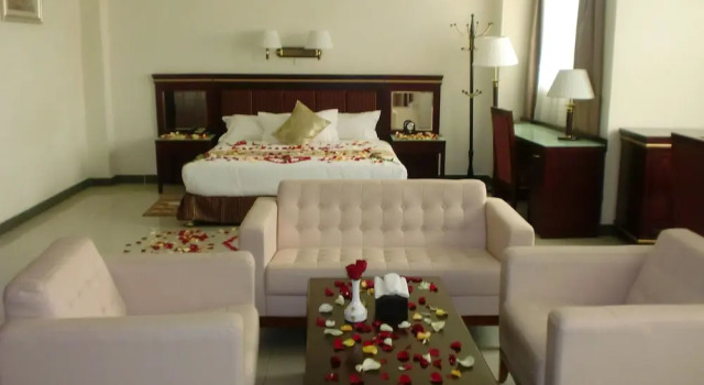 Люкс Deluxe Florida International Hotel