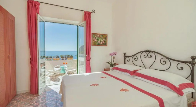 Hotel Villa Maria, Забронировать Вилла Серрара Кампания