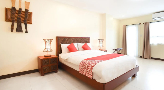 RedDoorz Premium @ Sampaloc Makati, Prenota Hotel Makati City 