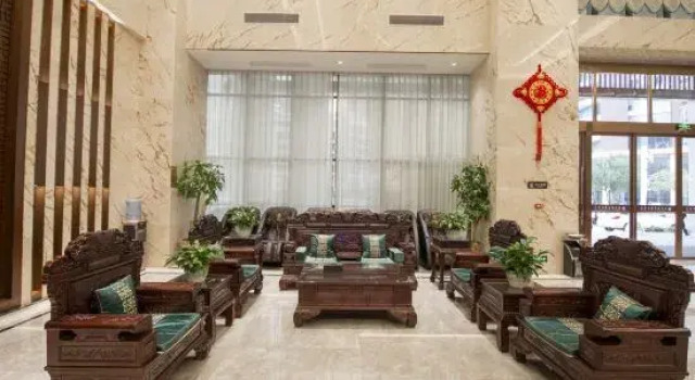 Jinguang International Hotel, Забронировать Отель Отели Хэчи с бассейном, Бассейн