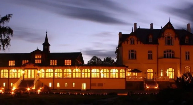 Aarøsund Badehotel, Book Hotel Haderslev 