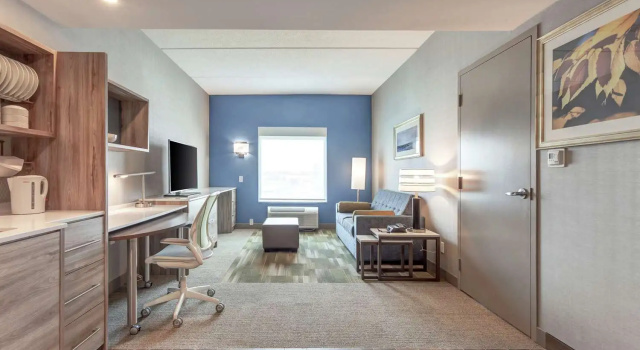 Двухместный люкс c 1 комнатой Home2 Suites By Hilton Toronto/Brampton, On