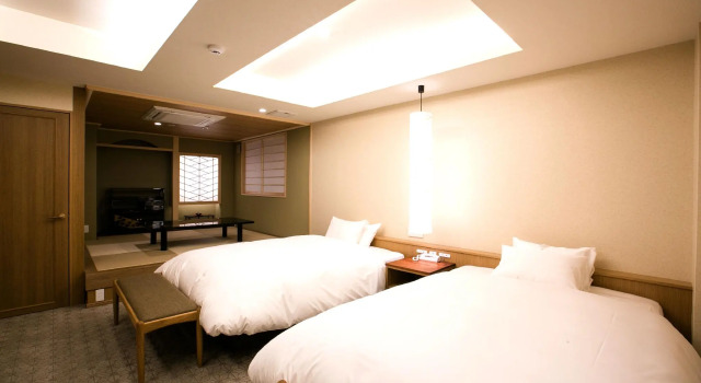 Полулюкс Kyoto Kamanza Hotel