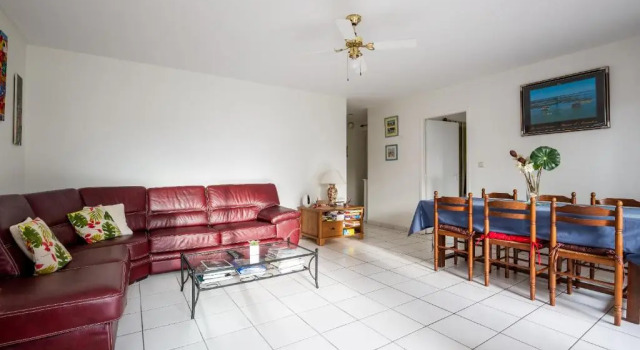 Appartement 6 personnes proche de la plage et du centre-ville, Забронировать Апартаменты/квартира Отели Бассен-д'Аркашон с парковкой, Парковка